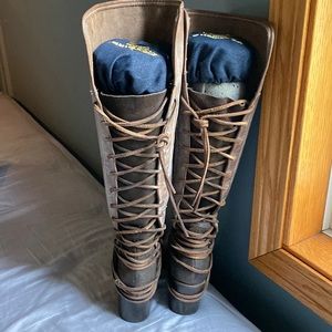 Freebird womens boots style coal size 6